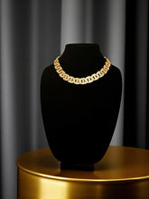 Load image into Gallery viewer, Royal Miami Cuban Link Chain (18”)
