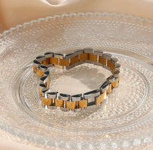 Load image into Gallery viewer, Bracelet
