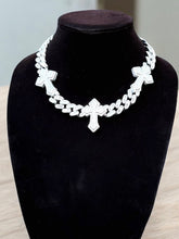 Load image into Gallery viewer, Guardian Cross Cuban Link (18”)

