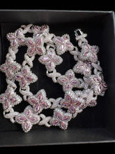 Load image into Gallery viewer, Pink Clover Necklace (18”)

