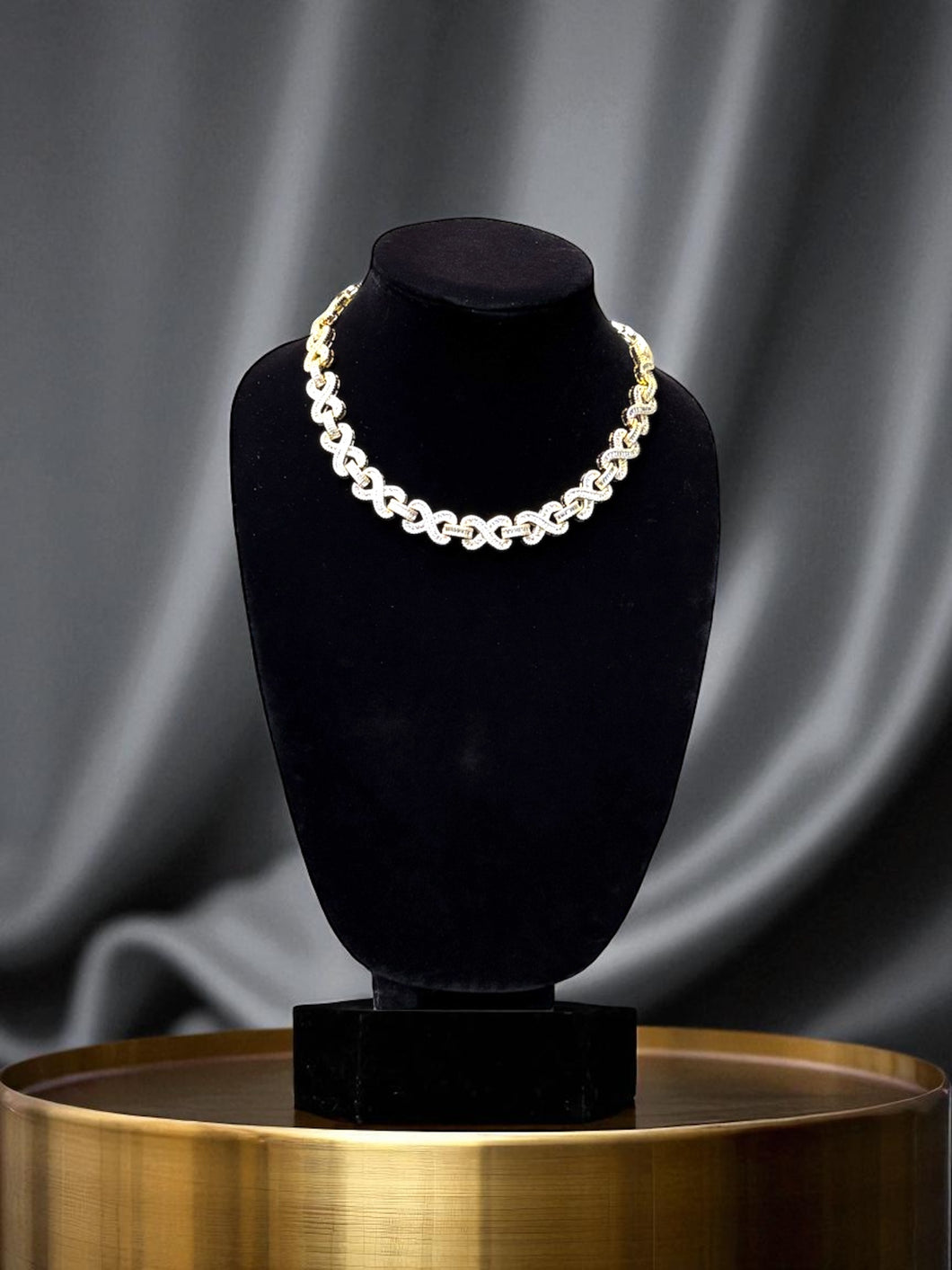 Bold Twist Chain (18”)